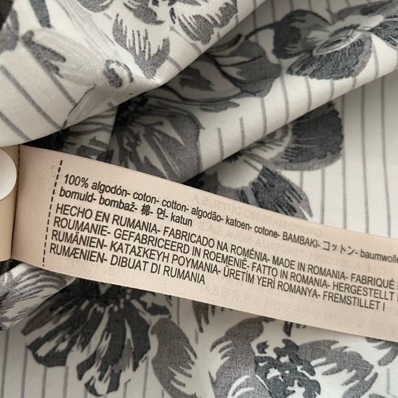 Massimo Dutti Cotton Blouse, size 4 - Picture 4 of 4